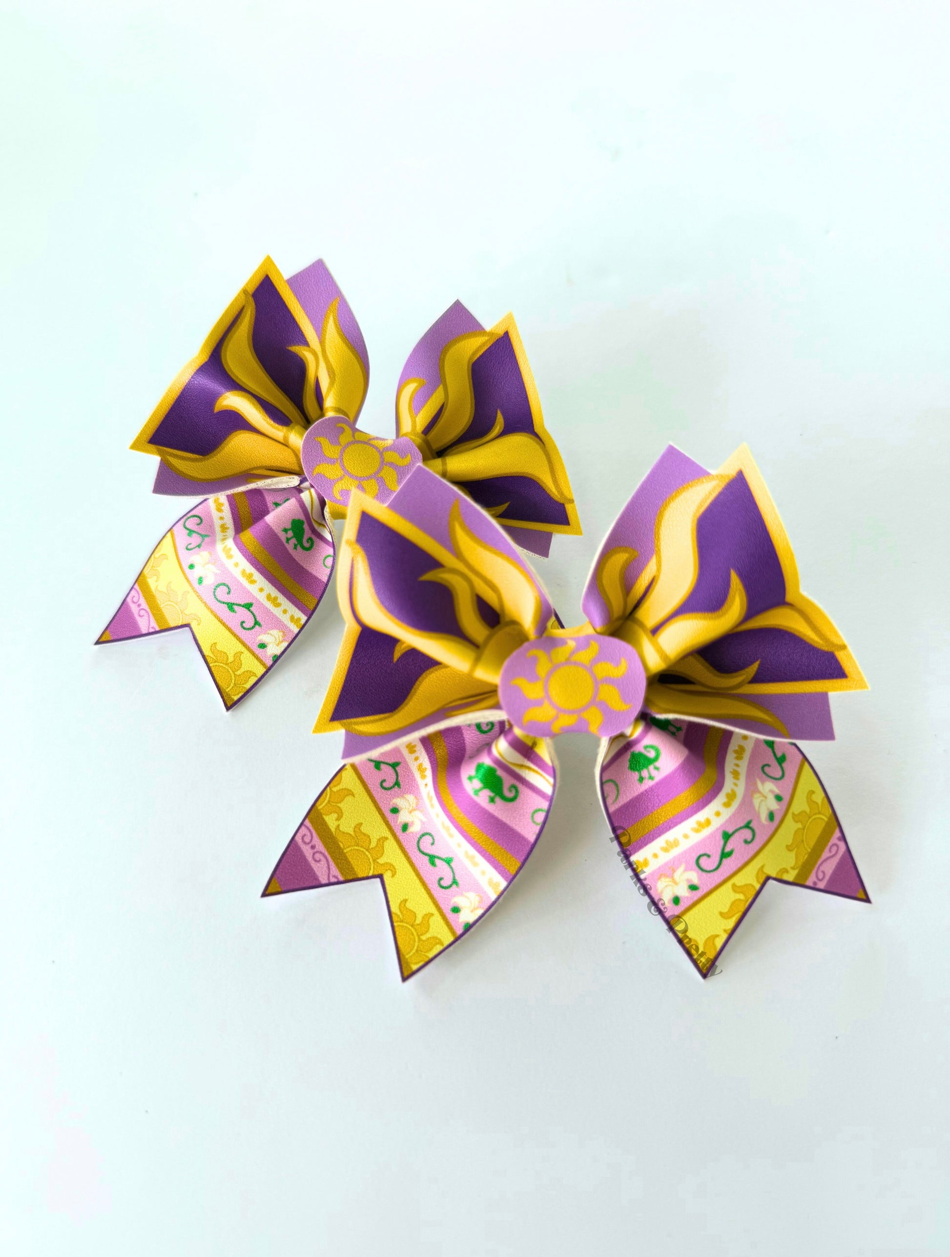 Long haired princess bow