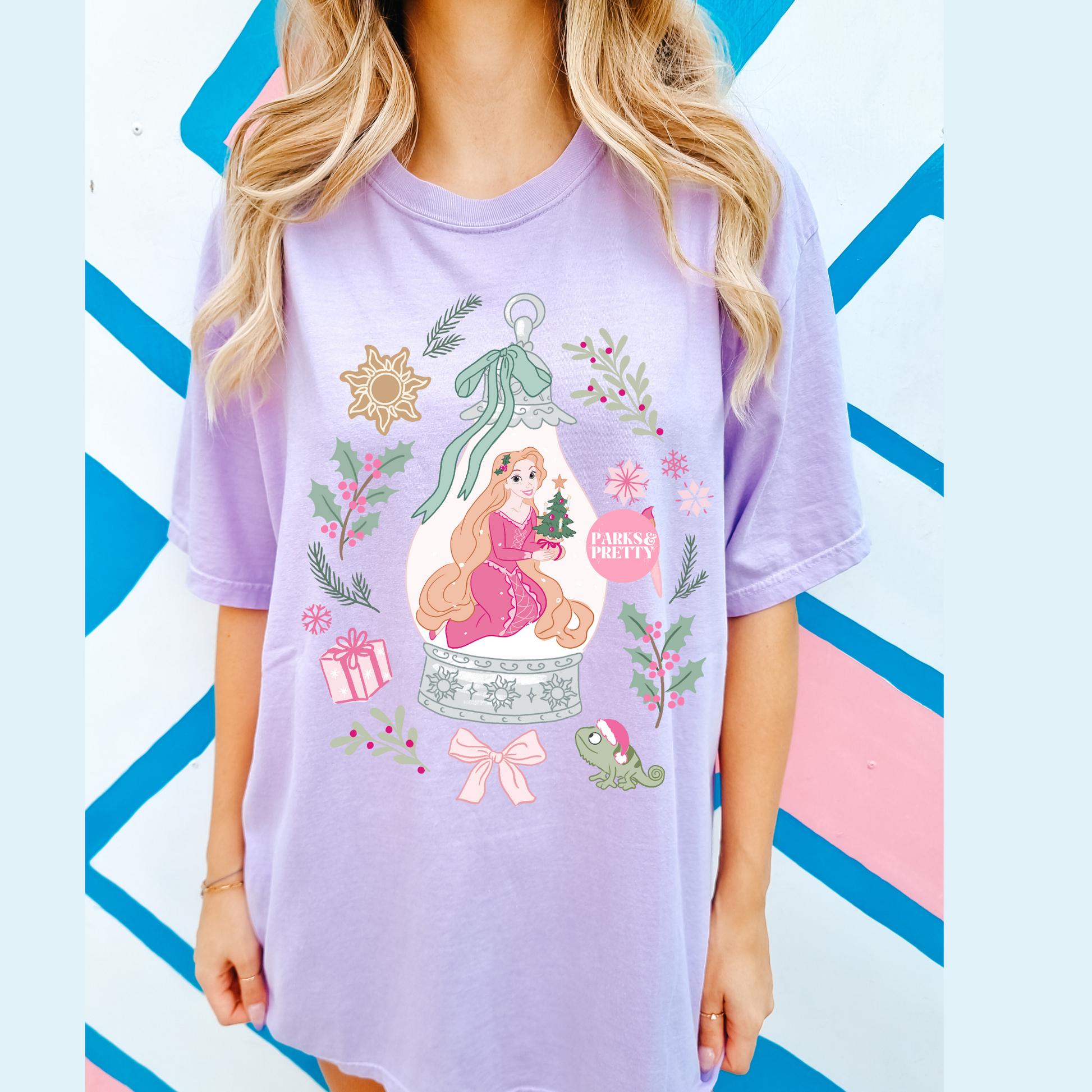Holiday long haired girl tee
